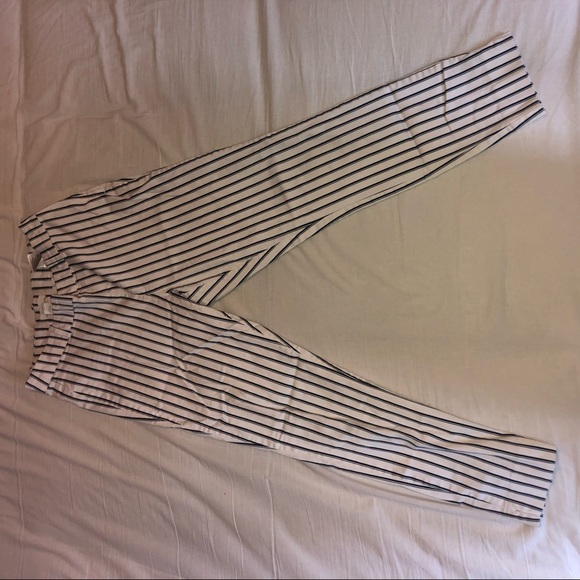 White striped pants - Picture 1 of 3